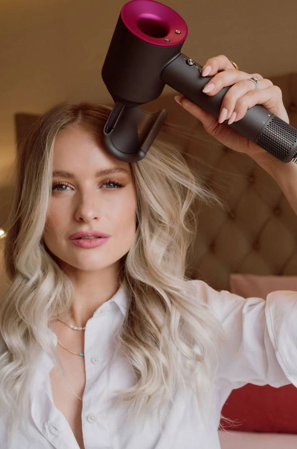 Laura B.| Feines Haar